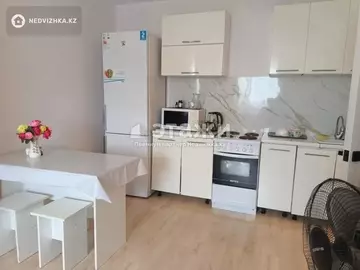 2-комнатная квартира, этаж 4 из 9, 36 м²
