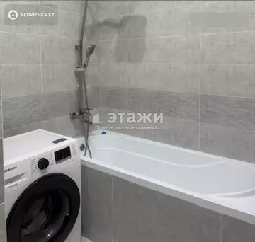 2-комнатная квартира, этаж 9 из 24, 81 м²