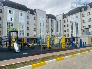1-комнатная квартира, этаж 3 из 6, 42 м²
