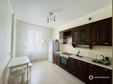 1-комнатная квартира, этаж 3 из 6, 42 м²