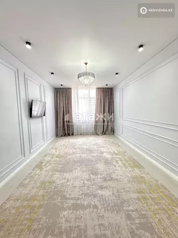 2-комнатная квартира, этаж 7 из 17, 65 м²