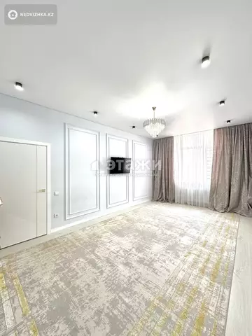 2-комнатная квартира, этаж 7 из 17, 65 м²