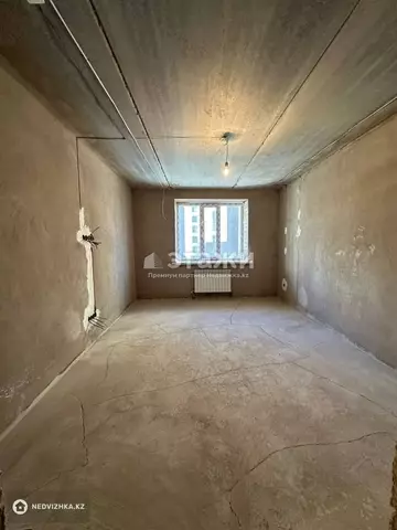 2-комнатная квартира, этаж 5 из 9, 60 м²