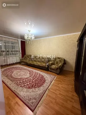 2-комнатная квартира, этаж 4 из 10, 67 м²