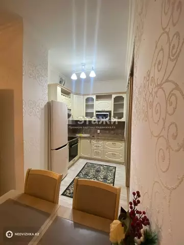 2-комнатная квартира, этаж 21 из 22, 65 м²