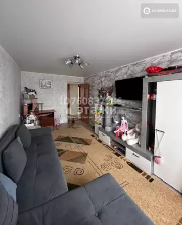 2-комнатная квартира, этаж 3 из 5, 47 м²