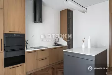 3-комнатная квартира, этаж 3 из 10, 85 м²