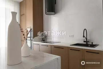 3-комнатная квартира, этаж 3 из 10, 85 м²