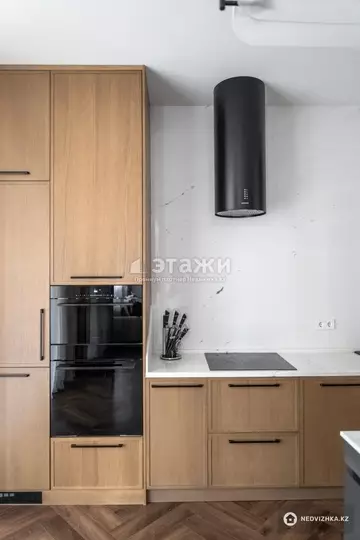 3-комнатная квартира, этаж 3 из 10, 85 м²