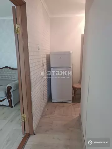 1-комнатная квартира, этаж 1 из 5, 33 м², на длительный срок
