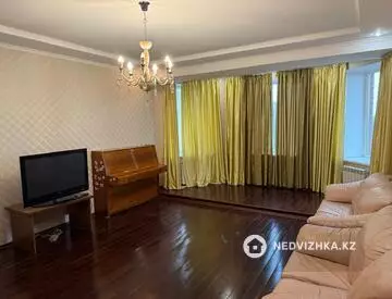 2-комнатная квартира, этаж 5 из 7, 92 м², на длительный срок