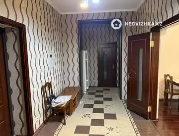 2-комнатная квартира, этаж 5 из 7, 92 м², на длительный срок