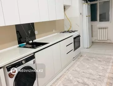 3-комнатная квартира, этаж 2 из 2, 9 м²
