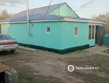 2-комнатный дом, 11 соток, 54 м²