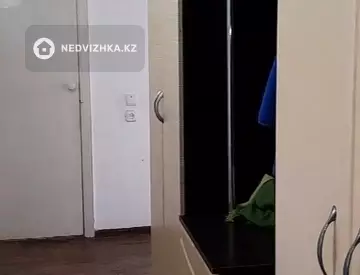 2-комнатная квартира, этаж 3 из 5, 49 м²