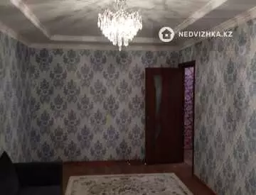 3-комнатная квартира, этаж 4 из 9, 64 м²
