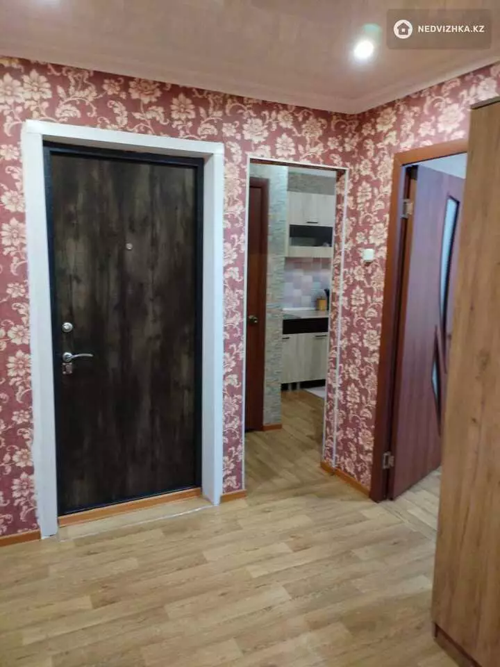64 м², 3-комнатная квартира, этаж 4 из 9, 64 м², изображение - 1