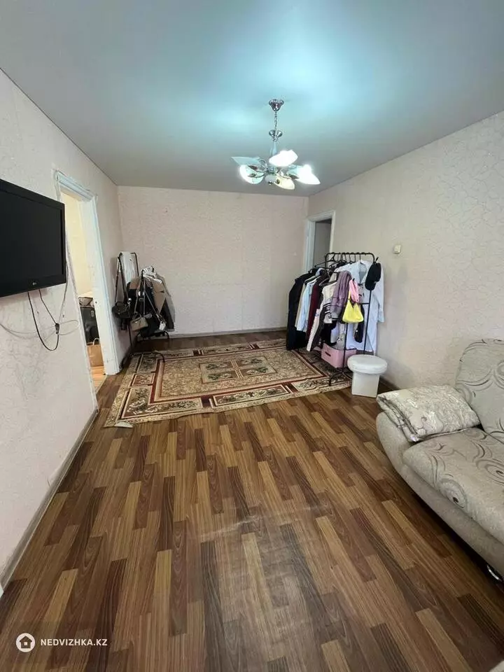62 м², 4-комнатная квартира, этаж 2 из 5, 62 м², изображение - 1