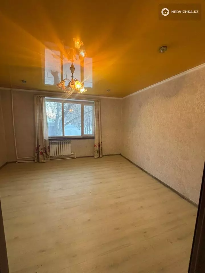 40 м², 1-комнатная квартира, этаж 1 из 10, 40 м², изображение - 1