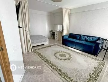 1-комнатная квартира, этаж 18 из 24, 40 м²