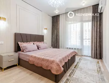 2-комнатная квартира, этаж 13 из 16, 63 м², посуточно