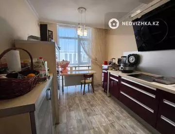 3-комнатная квартира, этаж 3 из 12, 96 м²