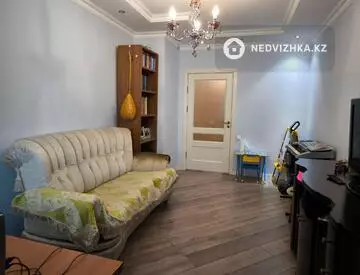 3-комнатная квартира, этаж 3 из 12, 96 м²