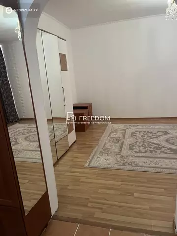 1-комнатная квартира, этаж 9 из 10, 40 м²