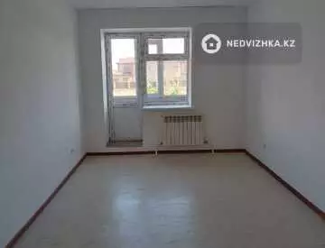 3-комнатная квартира, этаж 1 из 3, 77 м²