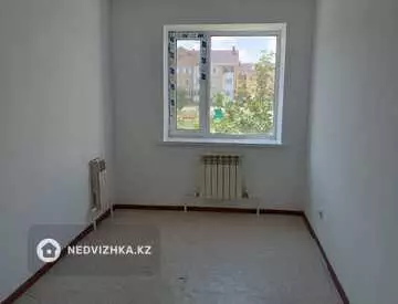 3-комнатная квартира, этаж 1 из 3, 77 м²