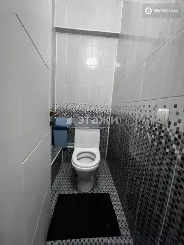 4-комнатная квартира, этаж 5 из 6, 93 м²