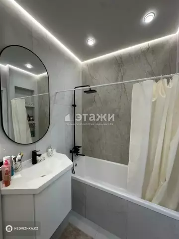 2-комнатная квартира, этаж 8 из 13, 50 м²