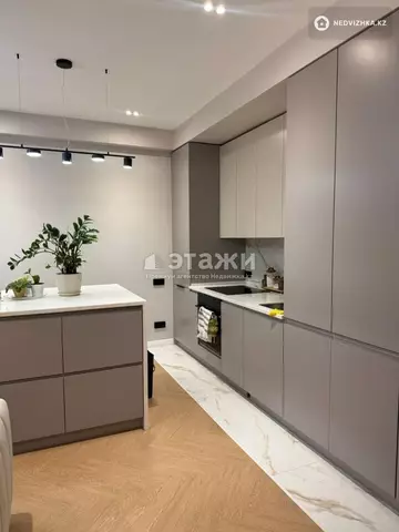 2-комнатная квартира, этаж 5 из 10, 70 м², на длительный срок