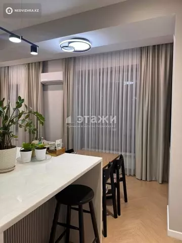 2-комнатная квартира, этаж 5 из 10, 70 м², на длительный срок