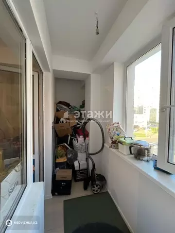 2-комнатная квартира, этаж 3 из 24, 68 м²