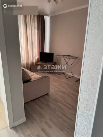 1-комнатная квартира, этаж 4 из 9, 36 м²