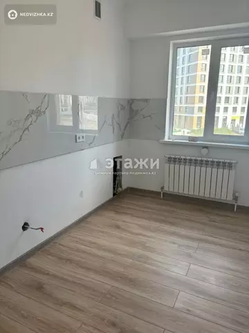 3-комнатная квартира, этаж 3 из 14, 75 м²