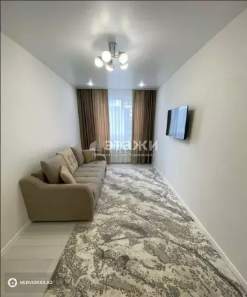 1-комнатная квартира, этаж 3 из 10, 38 м²