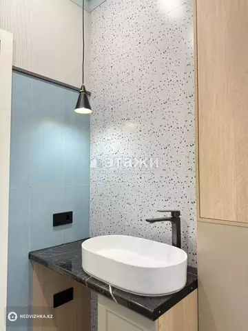 2-комнатная квартира, этаж 17 из 17, 45 м²