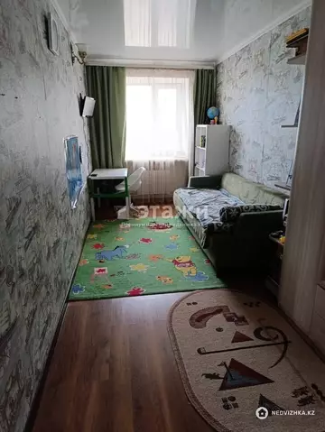 3-комнатная квартира, этаж 2 из 5, 60 м²