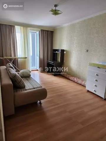 3-комнатная квартира, этаж 8 из 9, 99 м²
