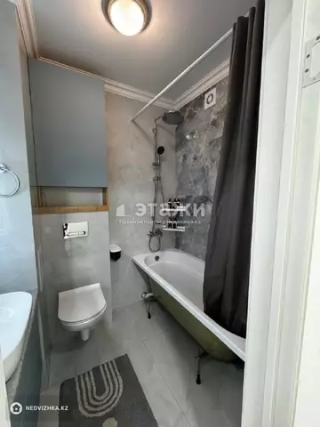 2-комнатная квартира, этаж 8 из 9, 67 м²