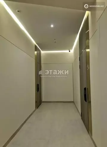 2-комнатная квартира, этаж 9 из 9, 64 м²