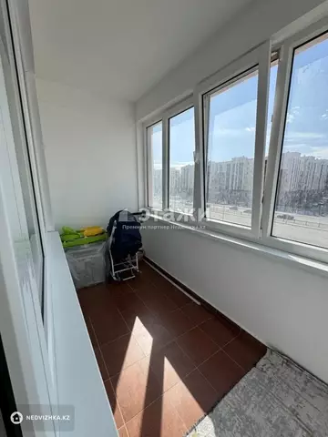 2-комнатная квартира, этаж 4 из 7, 74 м²