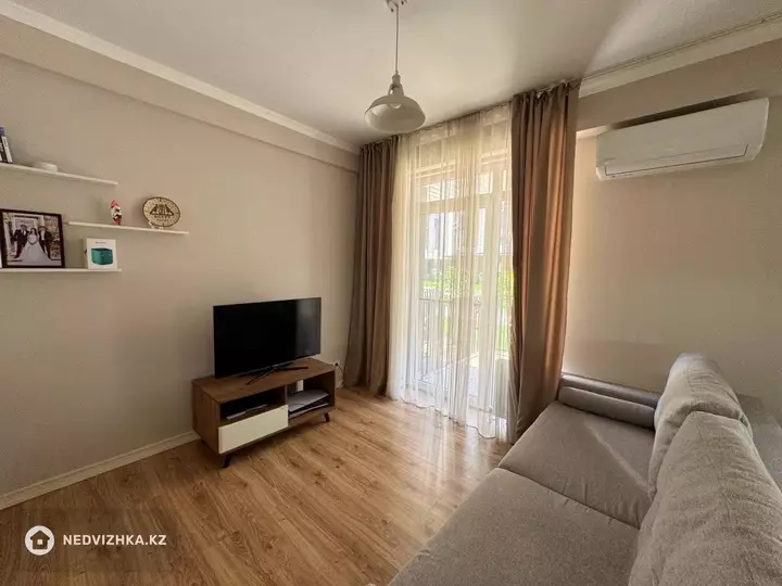 50.5 м², 1-комнатная квартира, этаж 1 из 7, 50 м², изображение - 1
