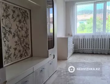 2-комнатная квартира, этаж 2 из 2, 42 м²