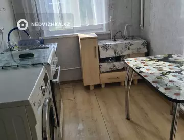 2-комнатная квартира, этаж 2 из 2, 42 м²