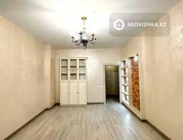 1-комнатная квартира, этаж 3 из 17, 50 м²