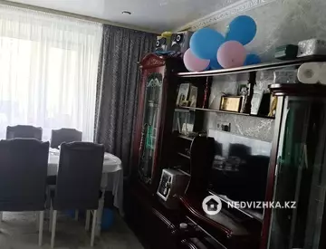 3-комнатная квартира, этаж 4 из 4, 63 м²