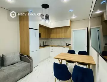 2-комнатная квартира, этаж 5 из 13, 48 м², посуточно